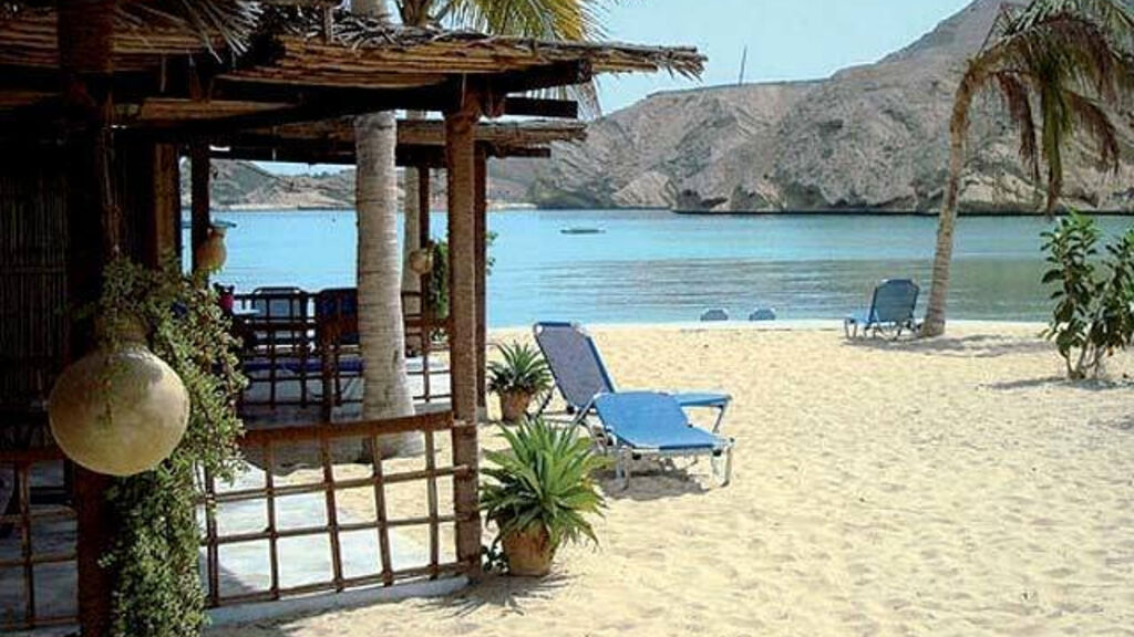 Oman Dive Centre Muscat - Exclusive Diver’S Resort