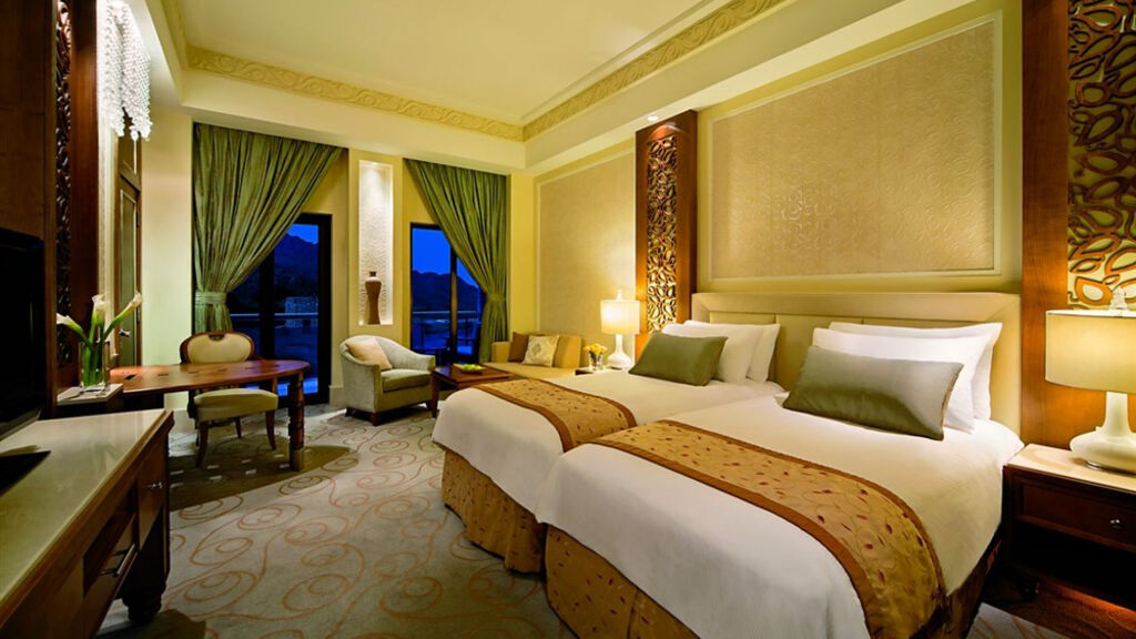Al Bustan Palace Ritz Carlton