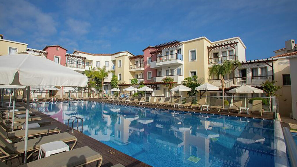 Funtazie klub Louis Althea Beach & Kalamies Luxury Villas