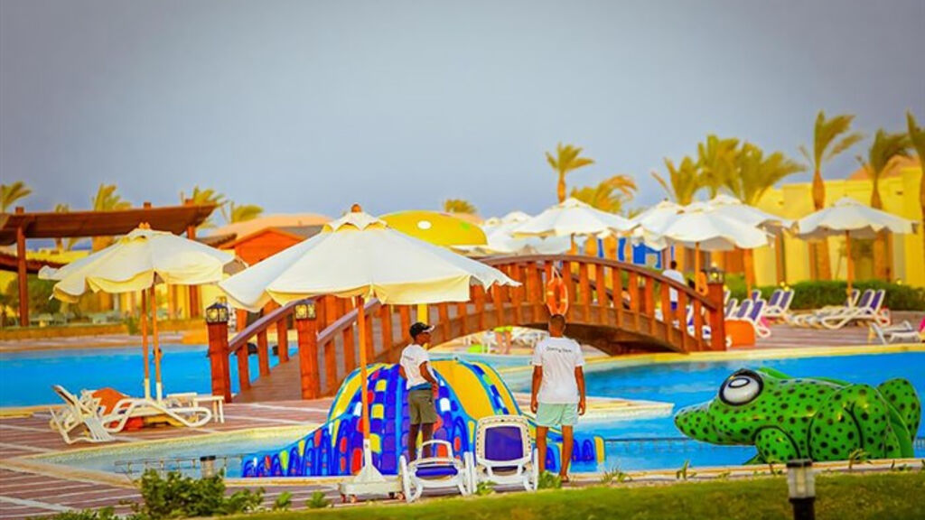 Amarina Queen Resort