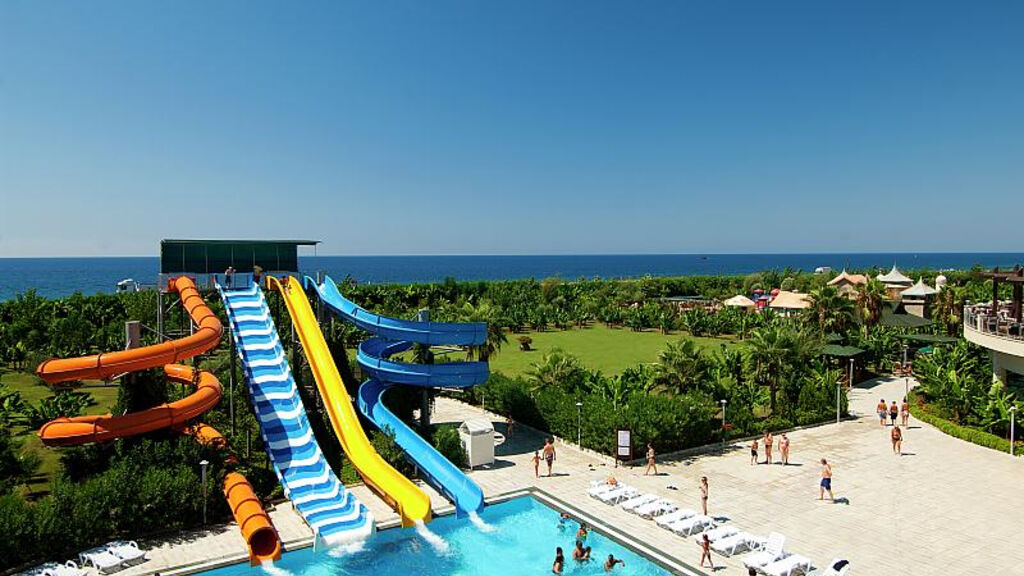 Funtazie & Active Amelia Beach Resort & Spa