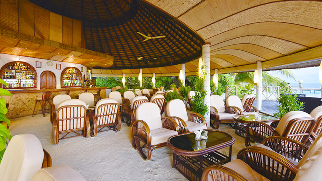 Angaga Island Resort & Spa