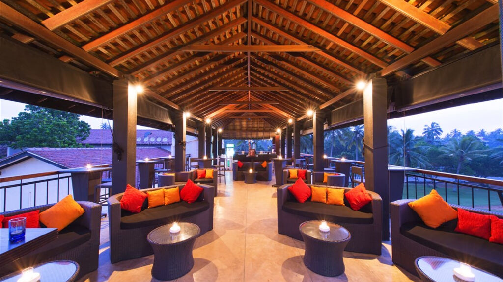Hotel Avani Bentota Resort & Spa