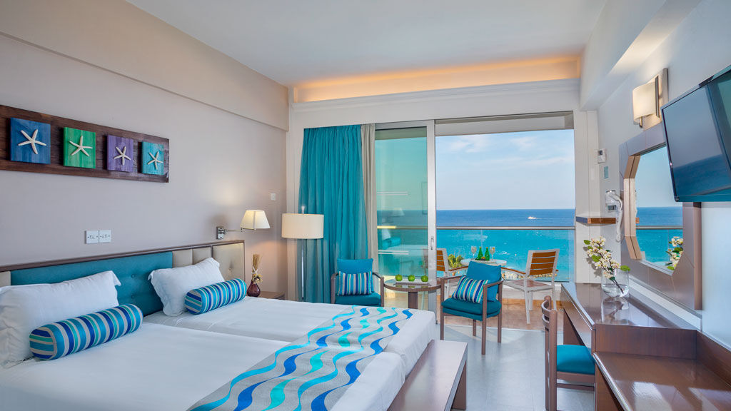 Cavo Maris Beach and Suites