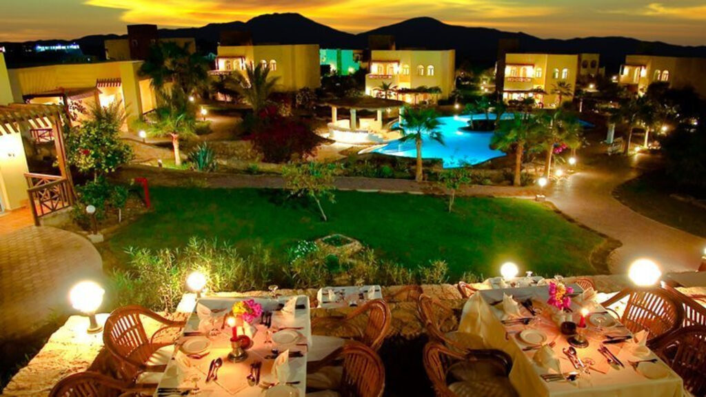 Desert Light Solitaire Resort