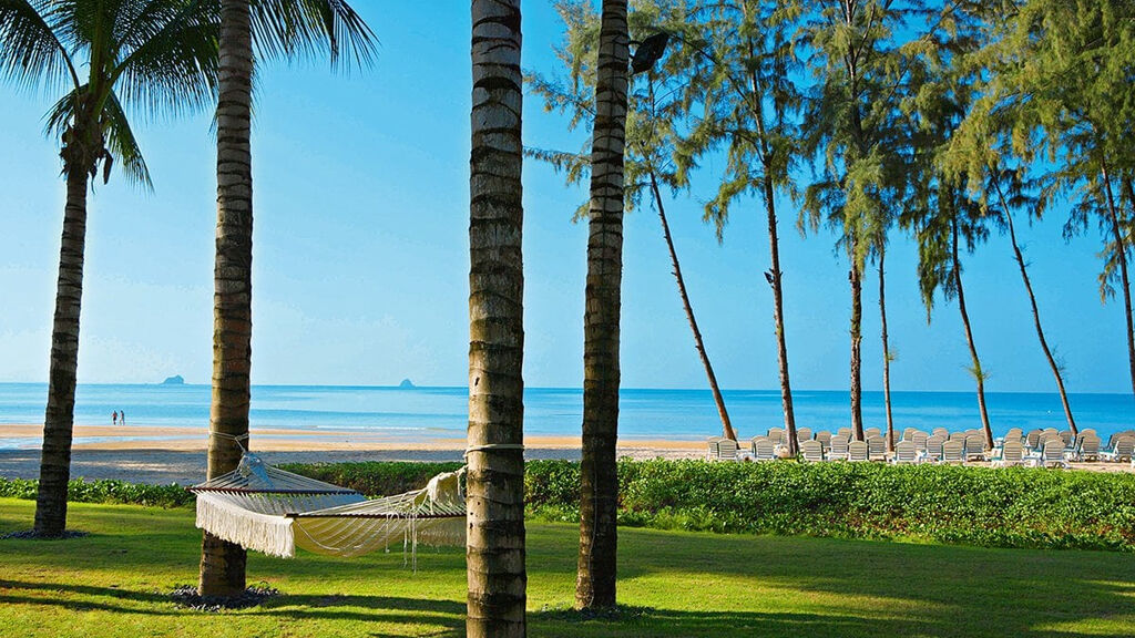 Dusit Thani Beach Krabi Resort