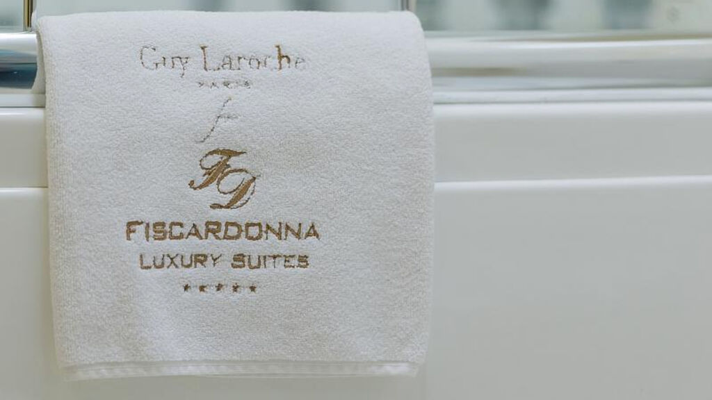 Fiscardonna Luxury Suites