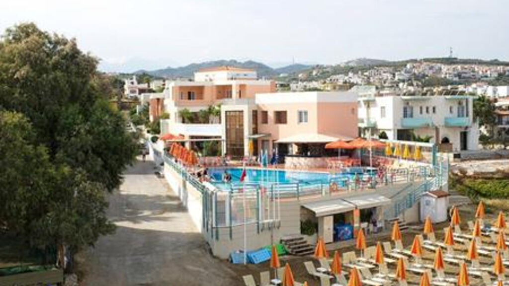Ilianthos Village