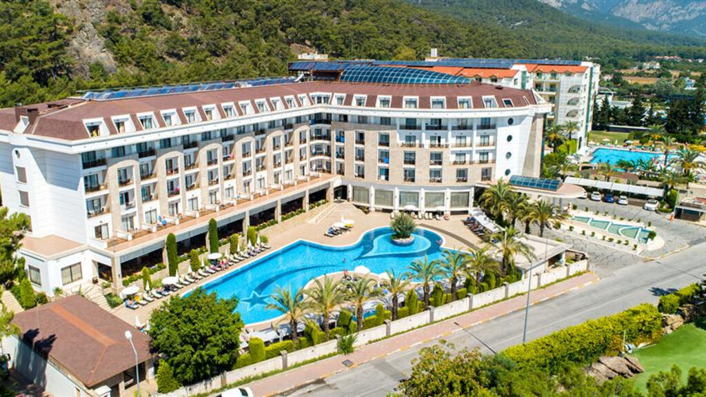 Imperial Sunland Resort