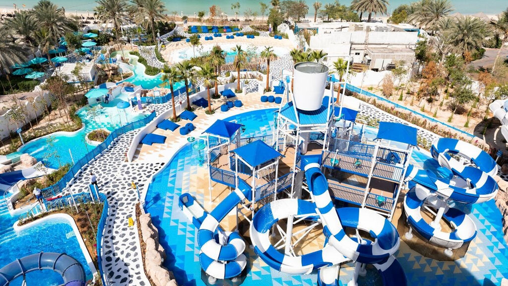 Le Meridien Mina Seyahi Beach Resort & Marina