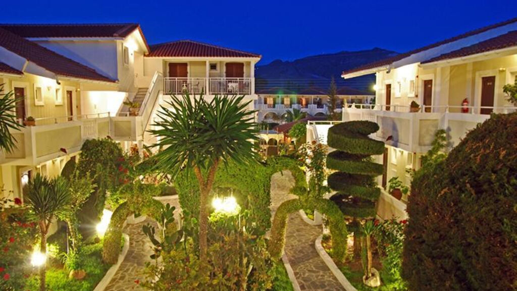 Louros Beach Hotel & Spa