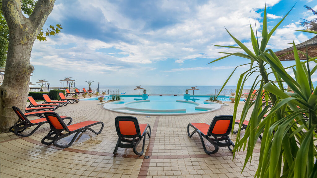 Marina Sunny Day Resort