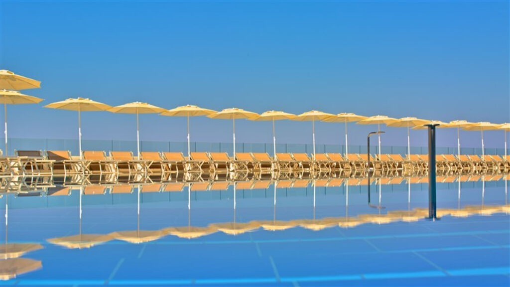 Medora Auri Family Beach Resort