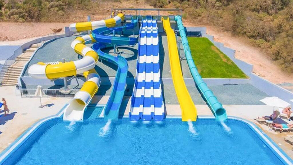 Narcissos Water Park Resort