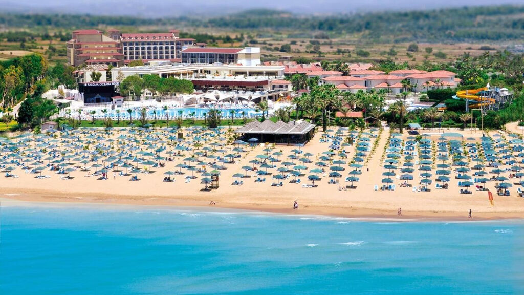 Paloma Oceana Resort