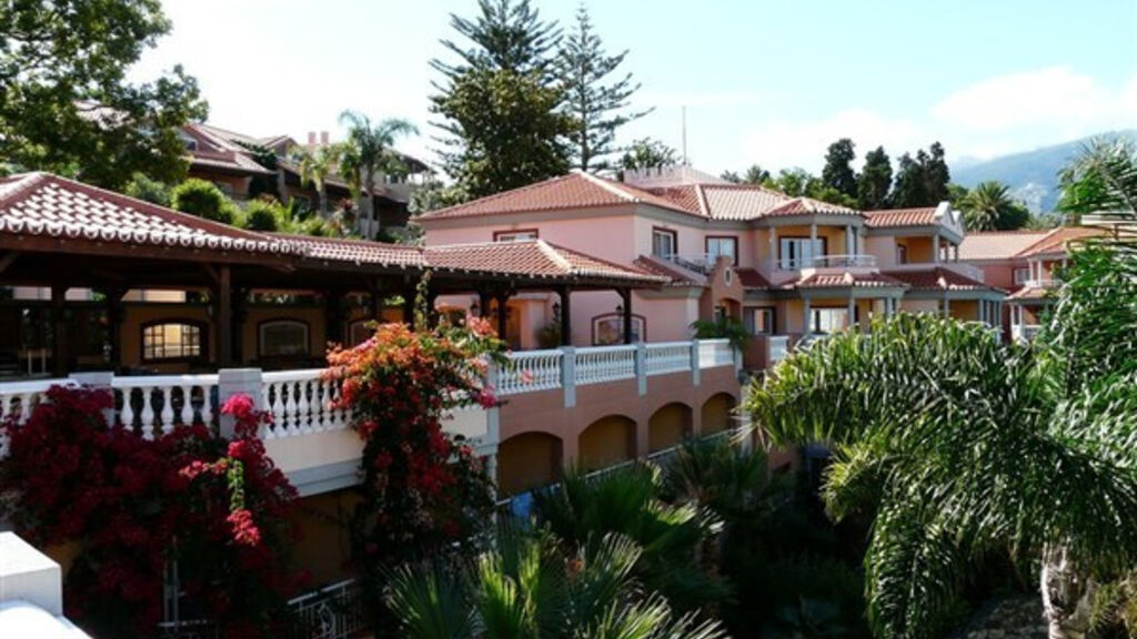 Pestana Village Garden Resort Charter