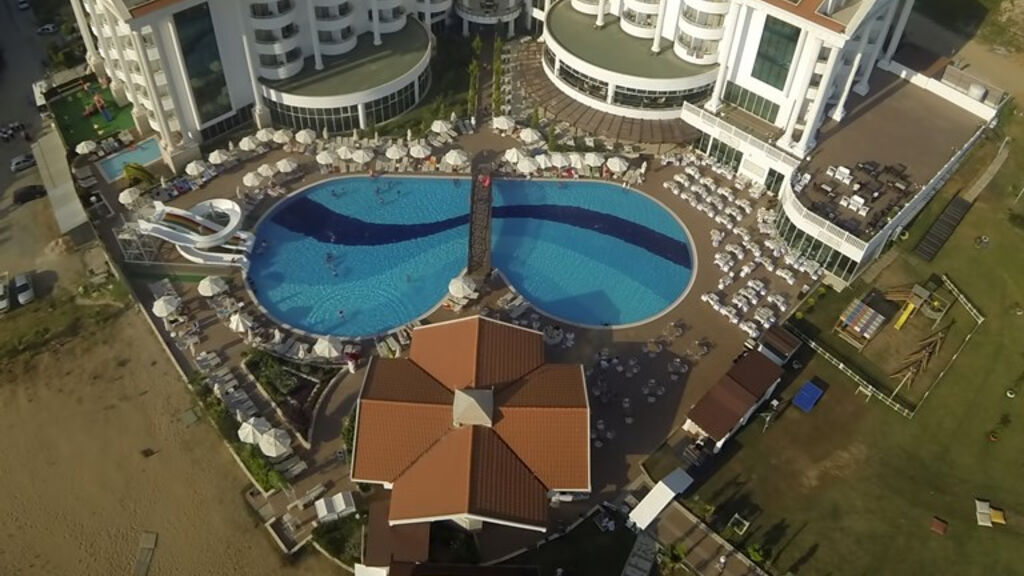 Roma Beach Resort & Spa