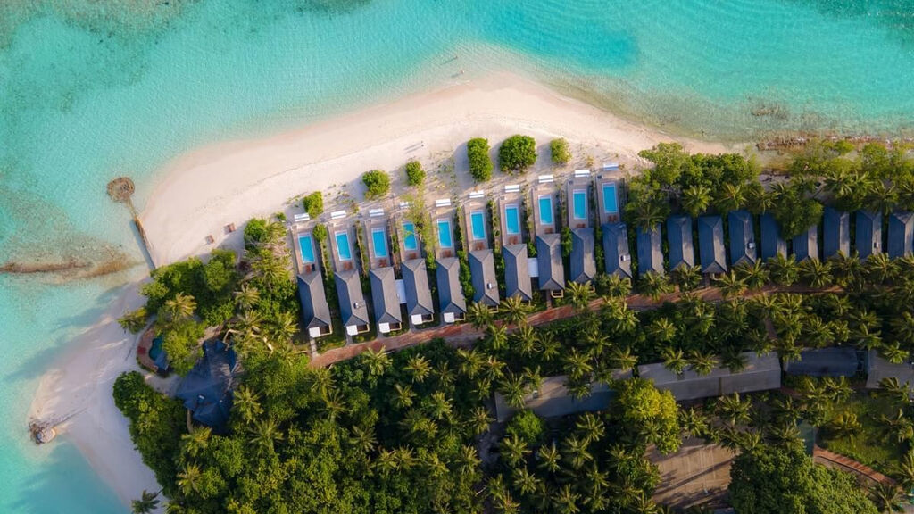 Royal Island Resort & Spa