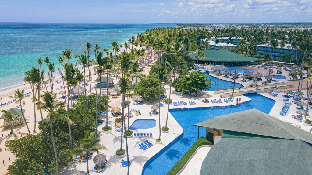 Grand Sirenis Cocotal Beach Resort & Aquagames