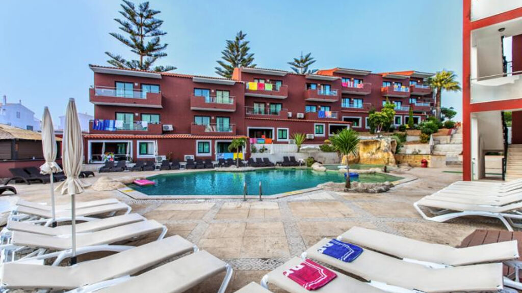 Topazio Mar Beach Hotel and Apartments