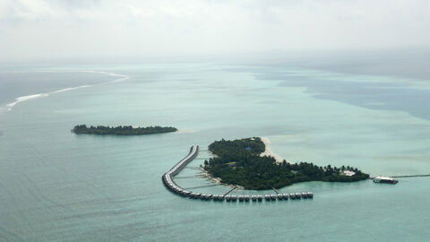 Náhled objektu Chaaya Lagoon Haakura Hura - Vodní bungalovy, Meemu Atol, Maledivy, Asie