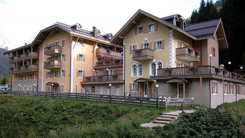 Náhled objektu Residence Villa Avisio, Canazei, Val di Fassa / Fassatal, Itálie