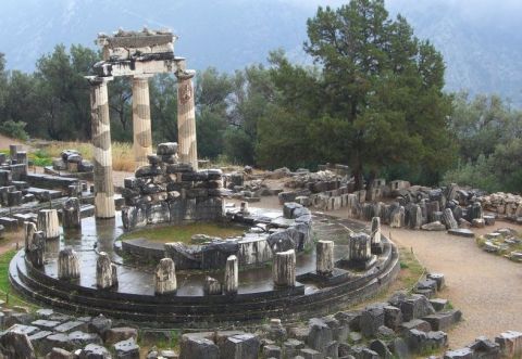 Ruiny antického chrámu