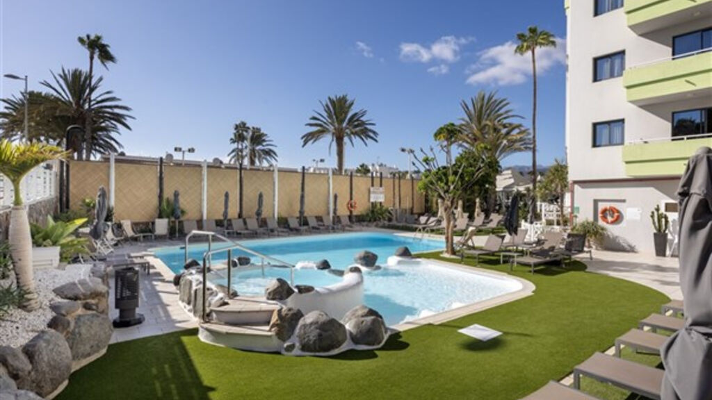 Anamar Suites