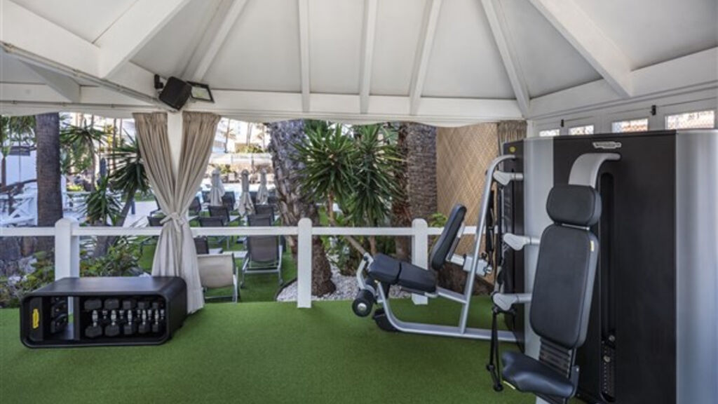 Anamar Suites