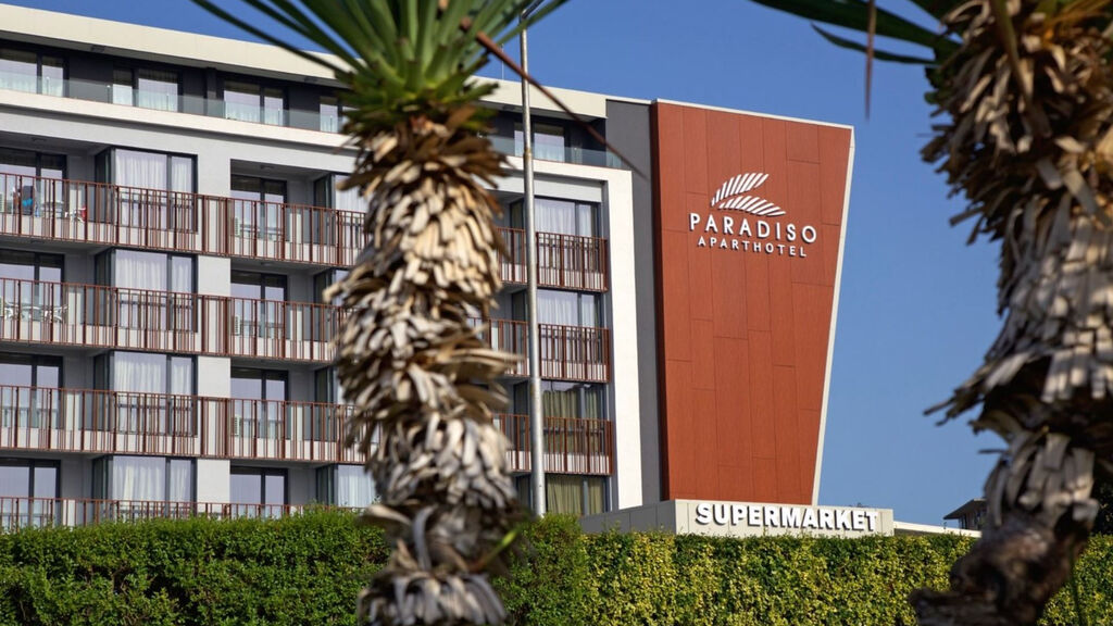 Paradiso Aparthotel