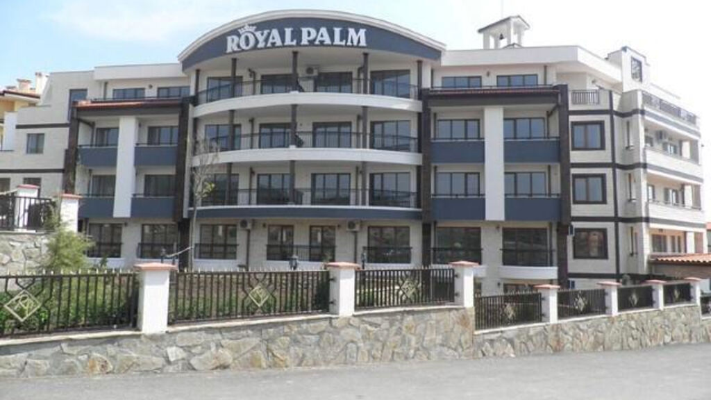 Royal Palm Apart Hotel