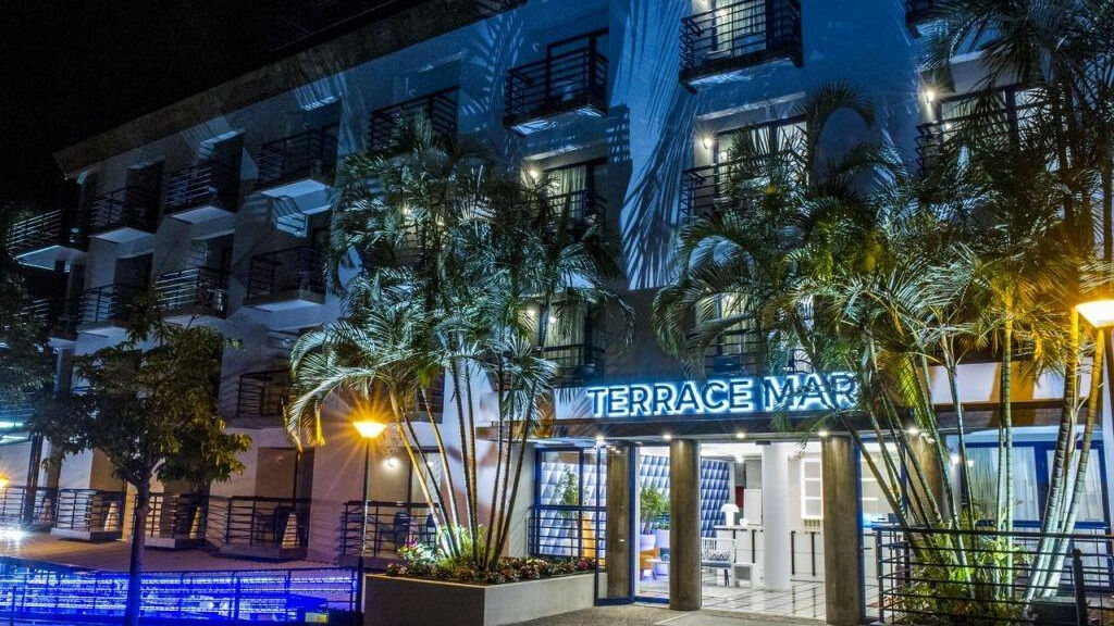 Terrace Mar Suite
