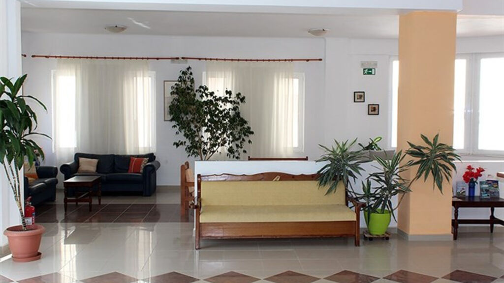 Aparthotel Thodorou