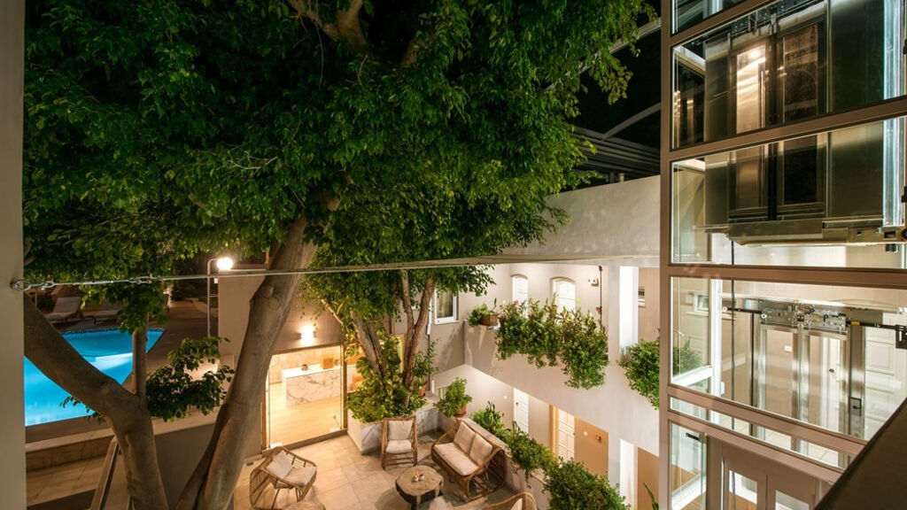 Troulis Apartments