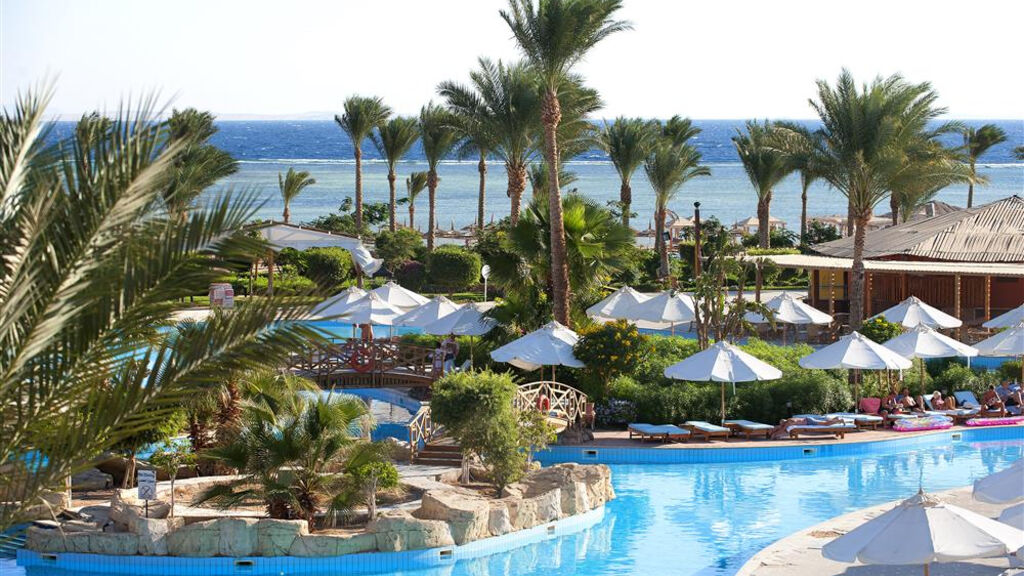 Amwaj Oyoun Resort