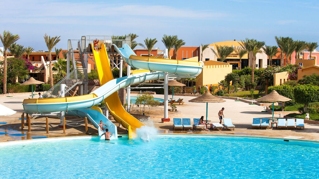 Amwaj Oyoun Resort
