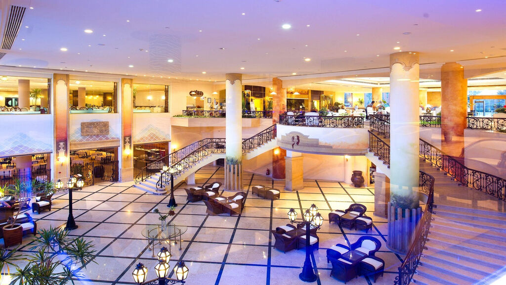 Amwaj Oyoun Resort