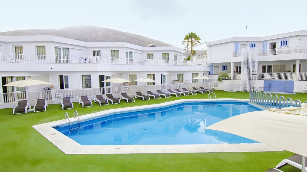 Checkin Bungalows Atlantida