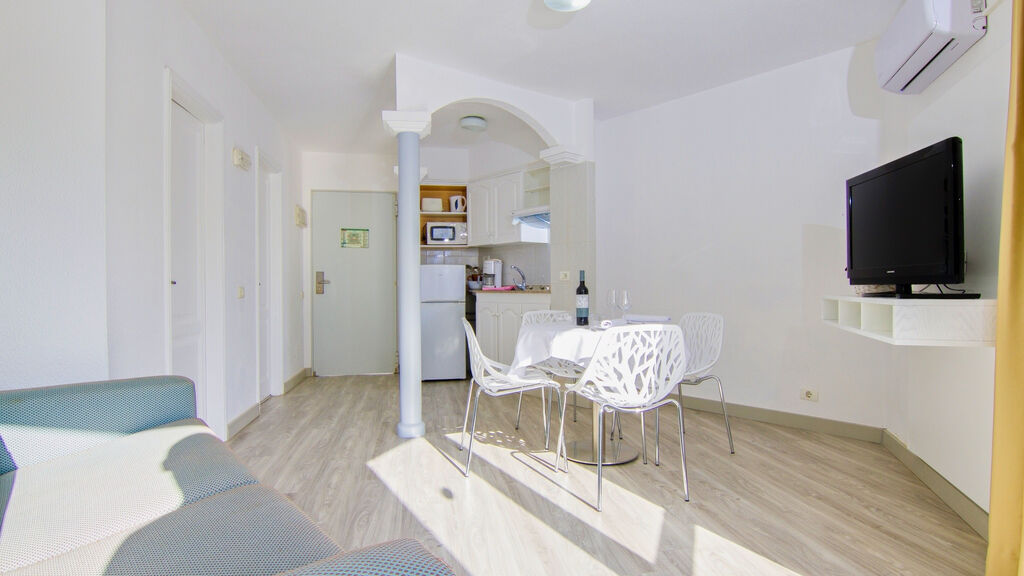 Checkin Bungalows Atlantida