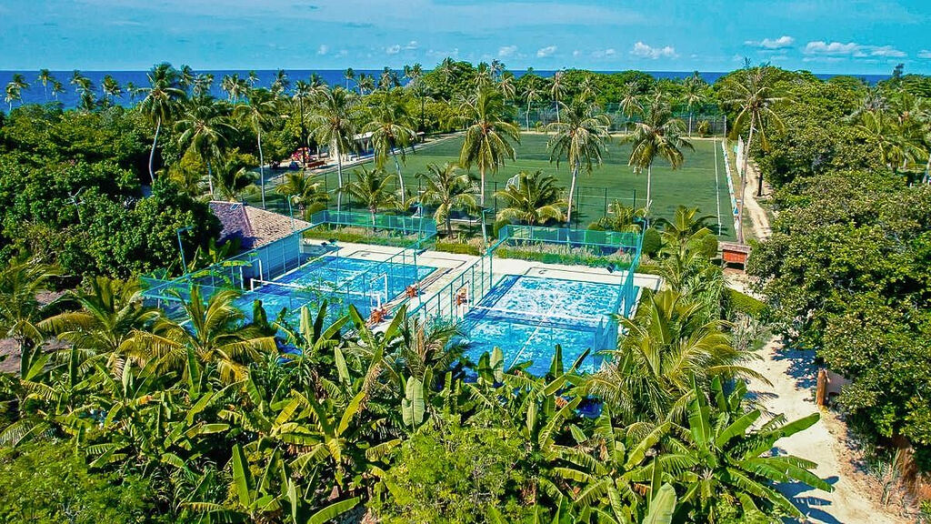 Kuredu Island Resort Spa