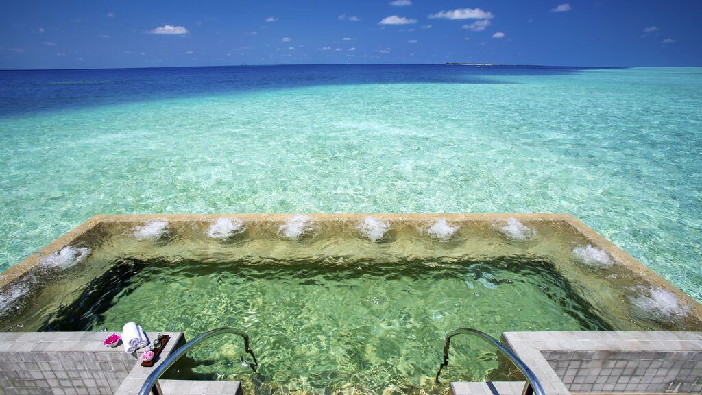Laguna Maldives- Vellasaru Maldives (bungalovy)
