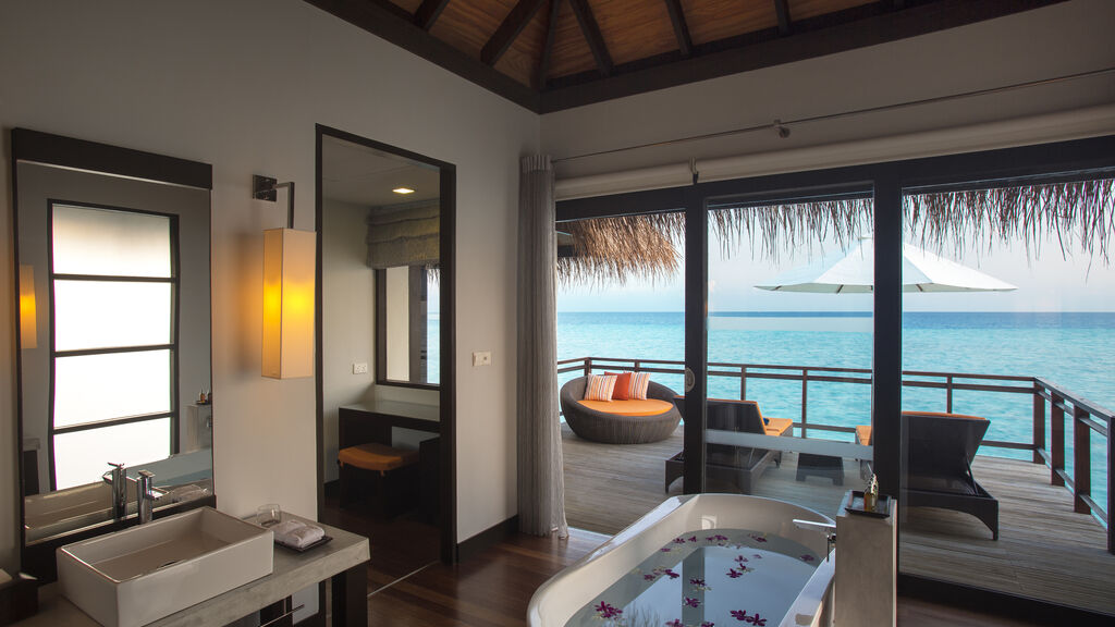 Laguna Maldives- Vellasaru Maldives (bungalovy)