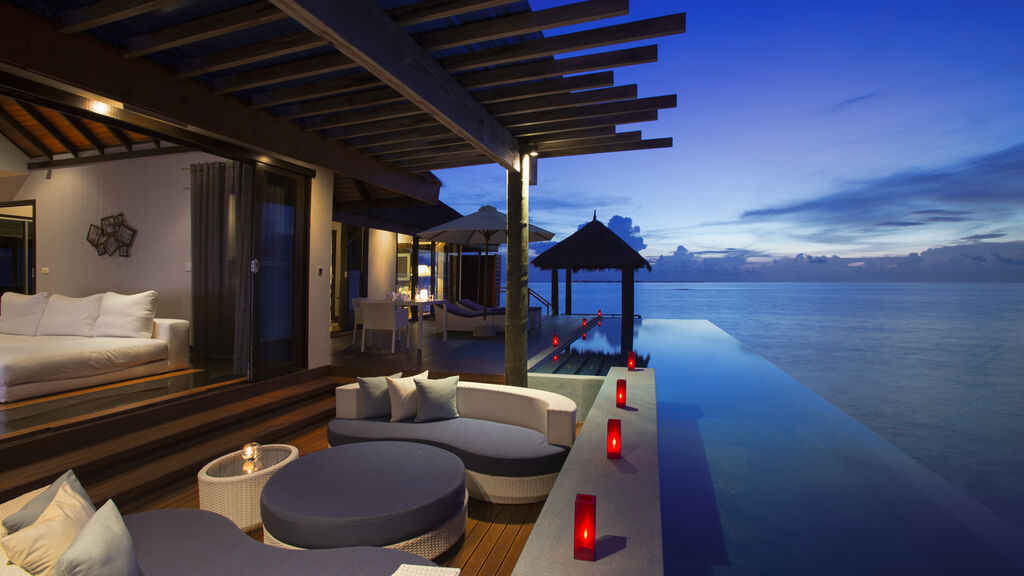 Laguna Maldives- Vellasaru Maldives (bungalovy)