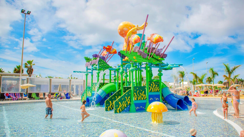 Relaxia Lanzasur Club