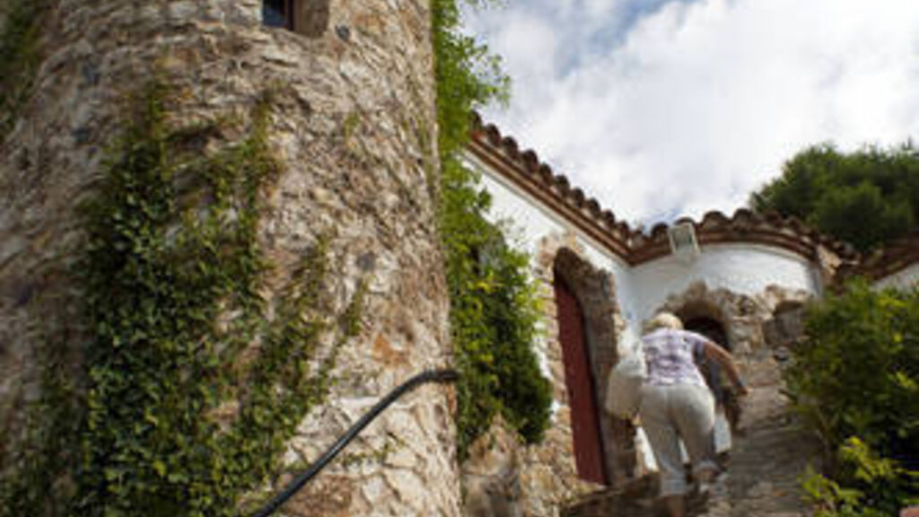 Tossa Village
