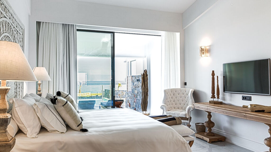 Abaton Island Resort & Spa 