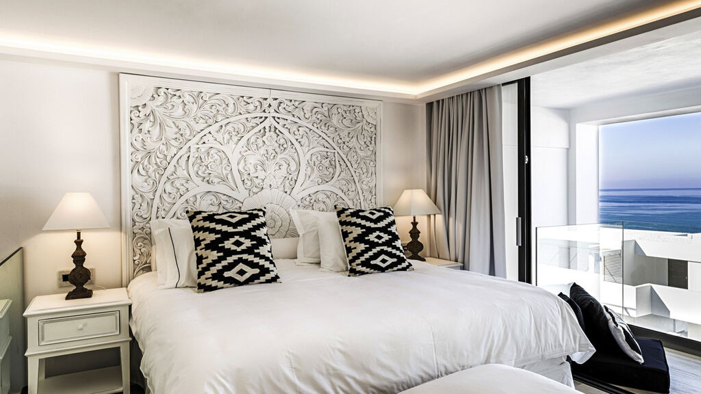 Abaton Island Resort & Spa 