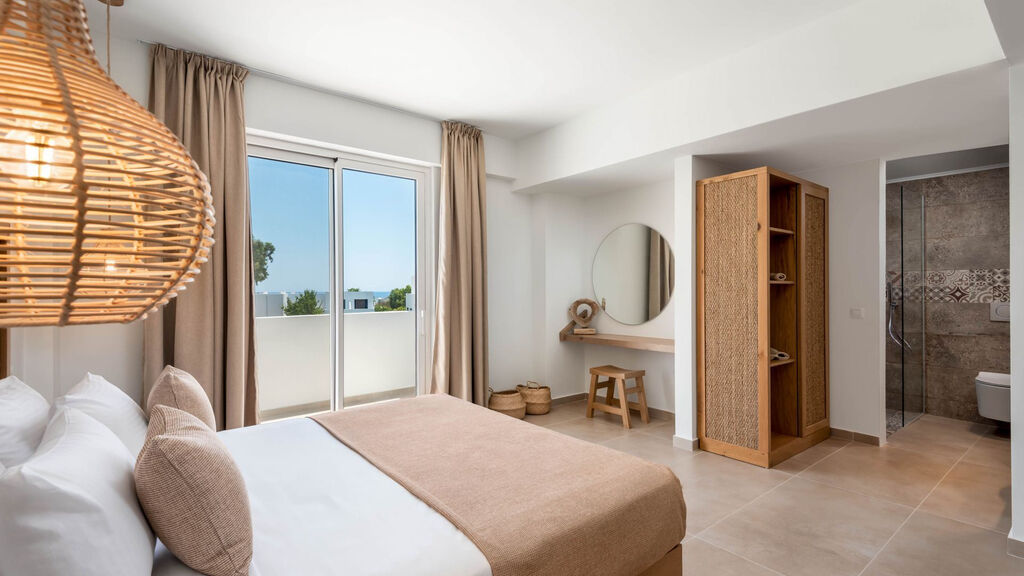 Absolute Kiotari Resort