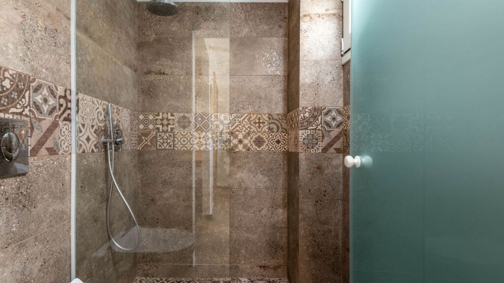 Absolute Kiotari Resort