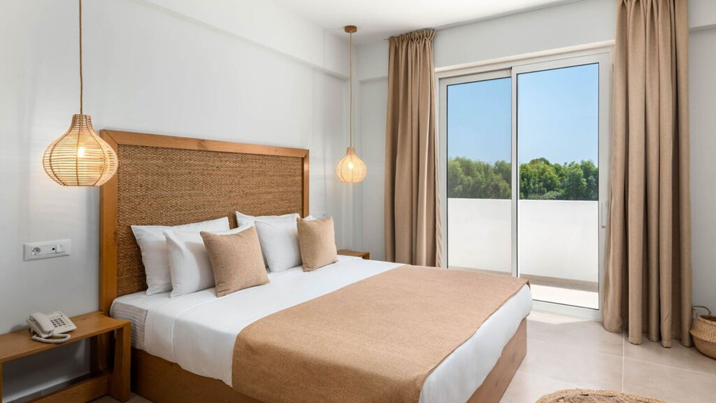 Absolute Kiotari Resort